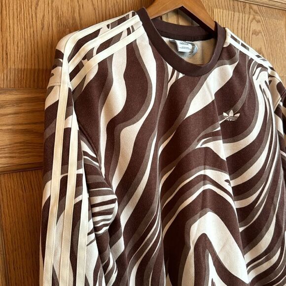 ADIDAS Abstract Allover Animal Print Sweatshirt - Picture 11 of 13